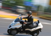 Piaggio MP3 Hybrid